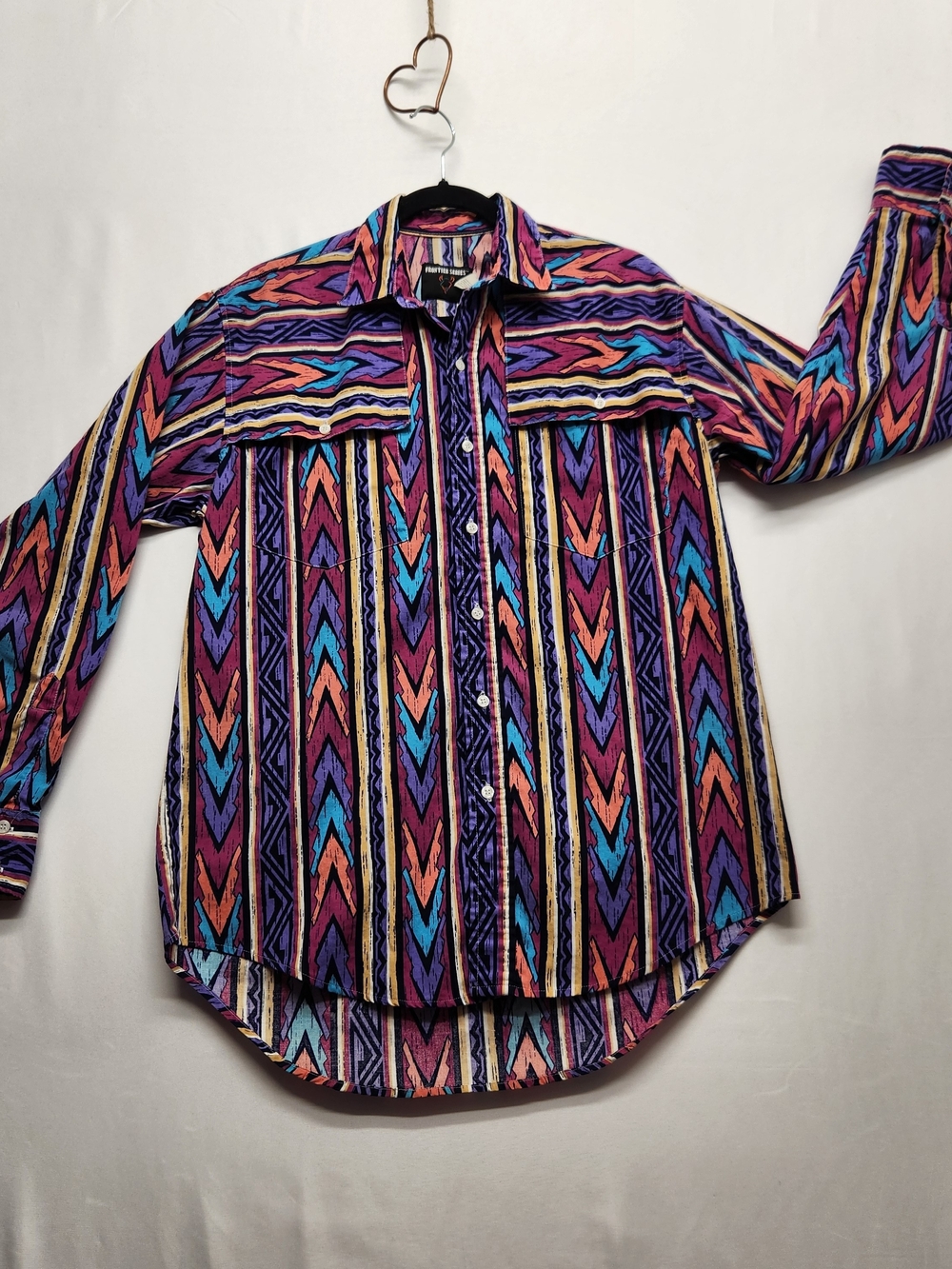 ⭐️Vintage Wrangler Frontier Series Western Aztec Shirt Medium Cotton Festival